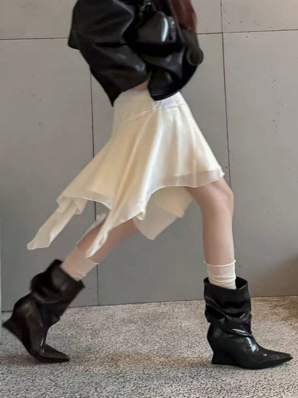 Black Lolita Style Women's Ruched Tall Stacked Pointed Toe Over-The-Knee Boots - Picture 2 of 8